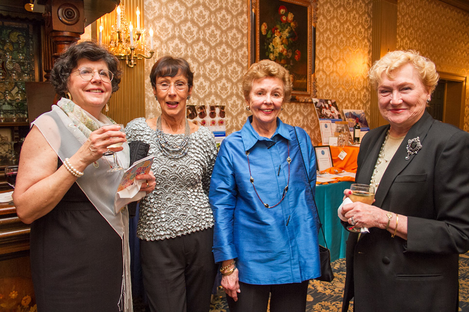 %_tempFileNameGala_2014_056%