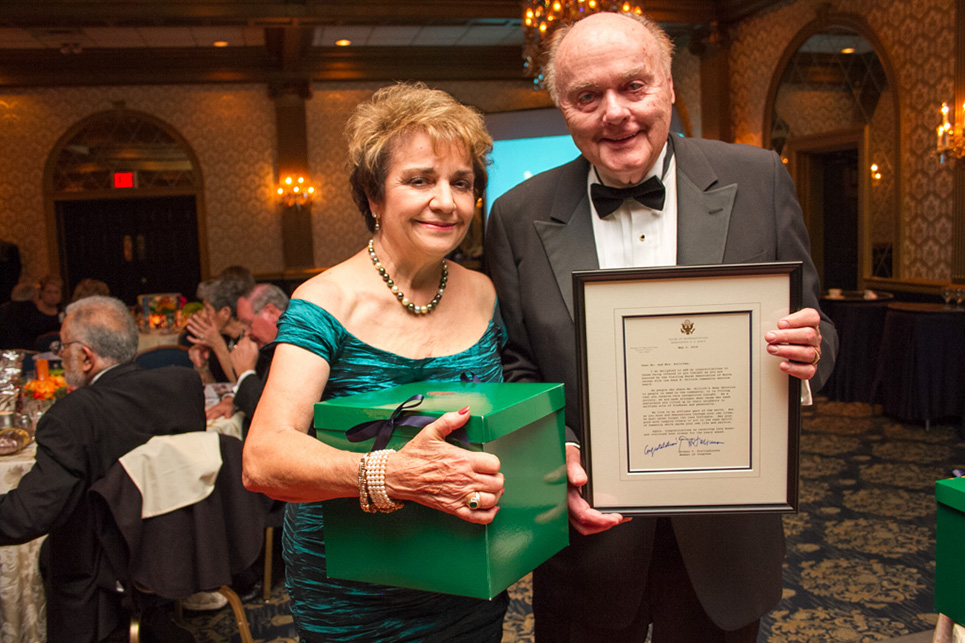 %_tempFileNameGala_2014_085%