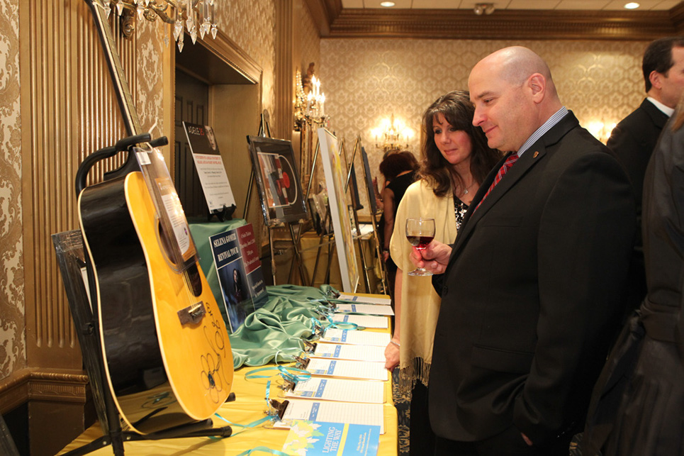 %_tempFileNameGala_2016_048%