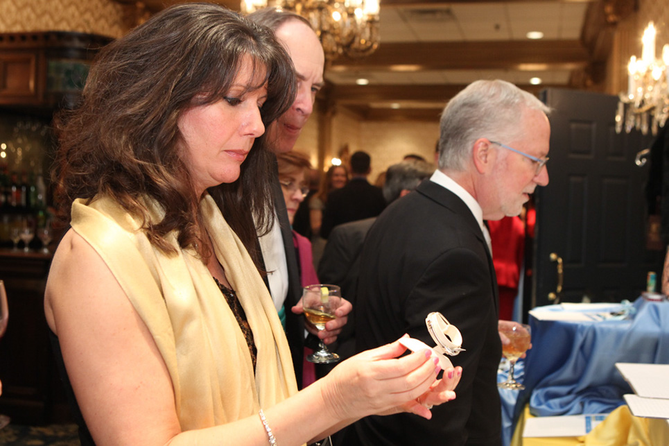 %_tempFileNameGala_2016_050%