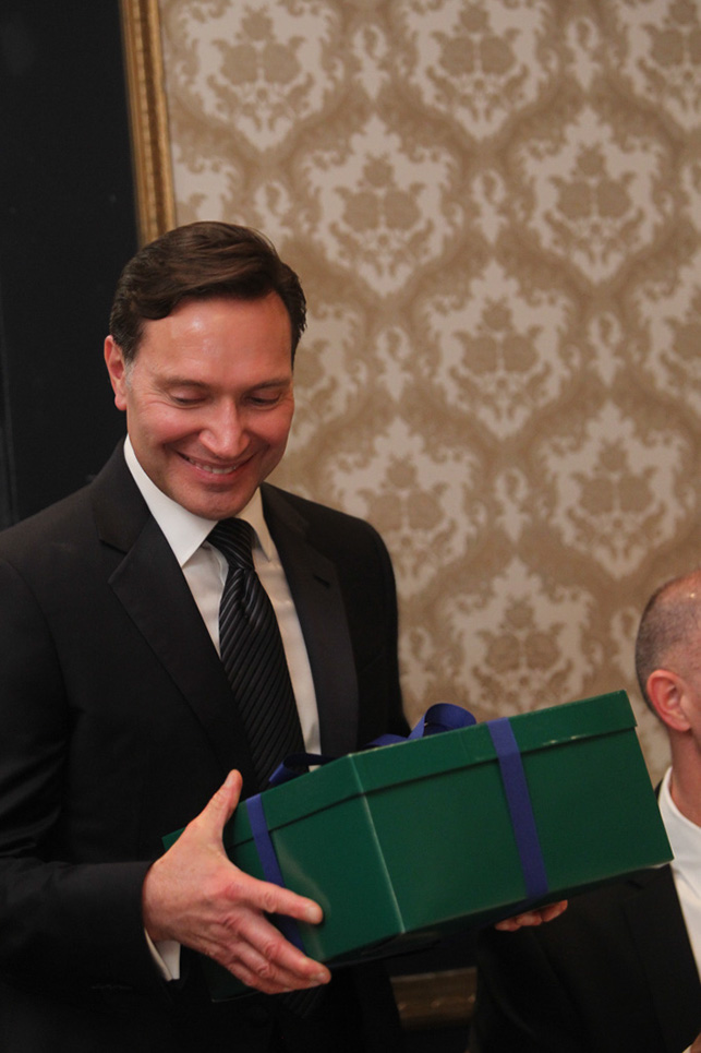 %_tempFileNameGala_2016_059%