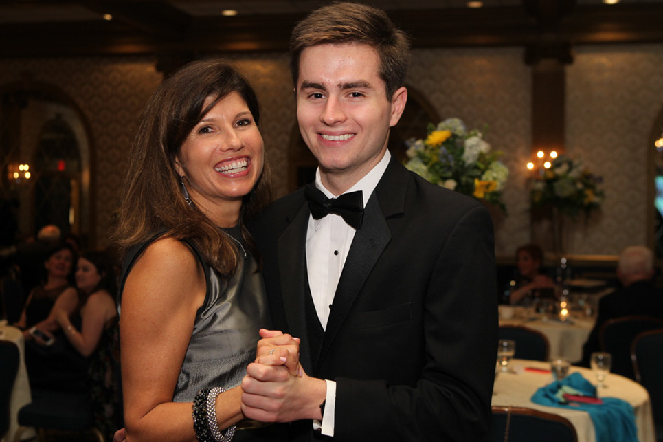 %_tempFileNameGala_2016_084%