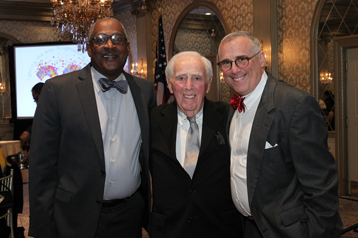 %_tempFileNameGala_2017_075%