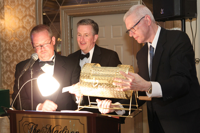 %_tempFileNameGala_2017_095%